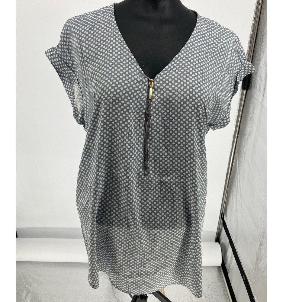 Premise Polka Dot Top Gray White Half Zip V-Neck Short Sleeve Blouse Size M